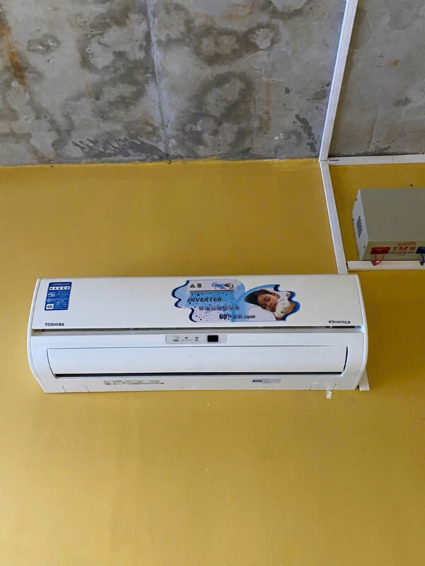vệ sinh máy lạnh 